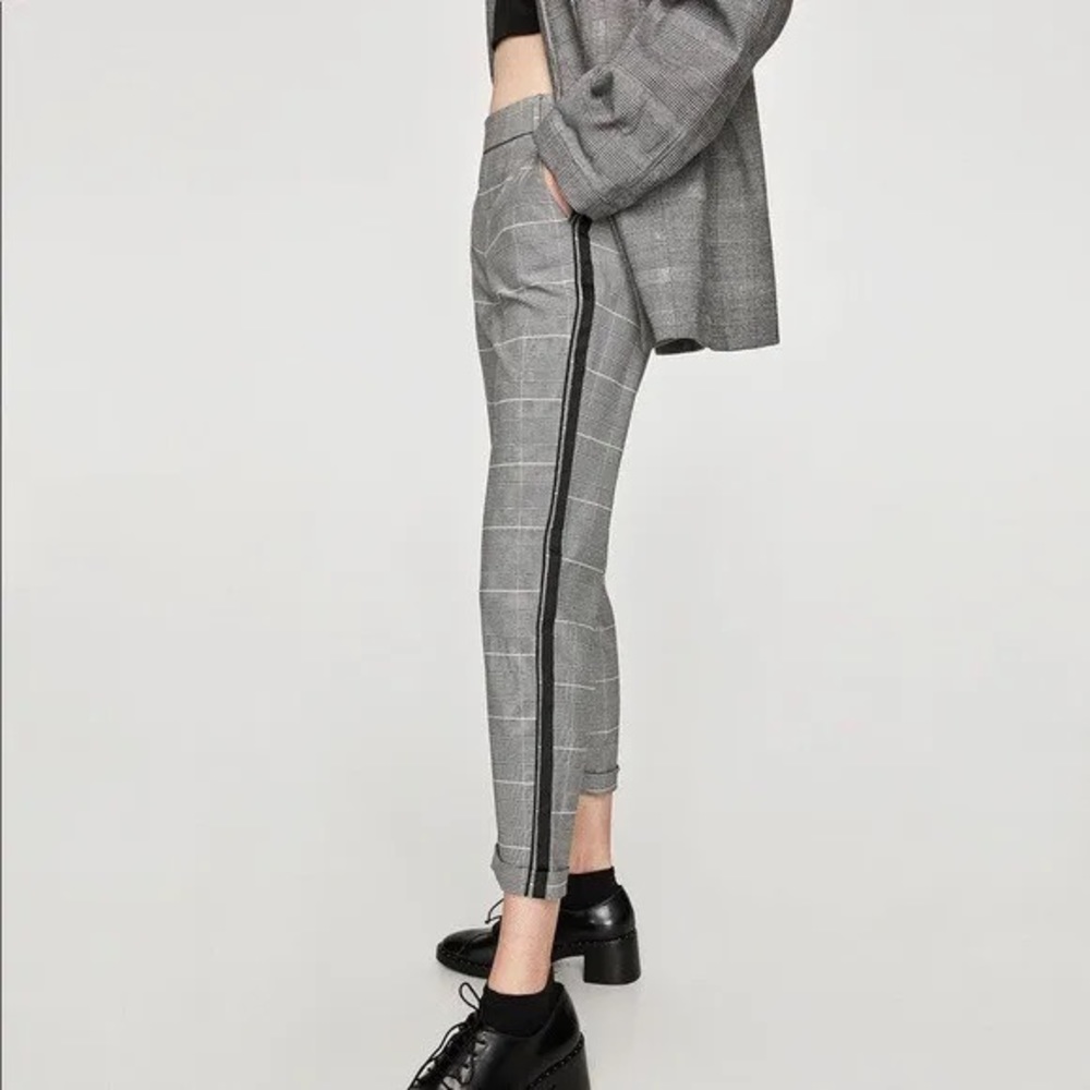Zara | Striped | Pants | XS | Houndstooth  |  Black and White